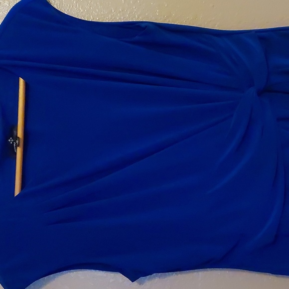 Dress - Picture 3 of 5